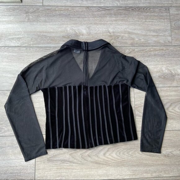 Vintage Concepts Conrad C Velvet Lace Mixed Media Top - Picture 12 of 16